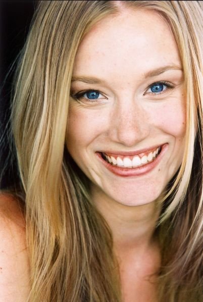 Фото - Кейси Томас: 402x598 / 49 Кб