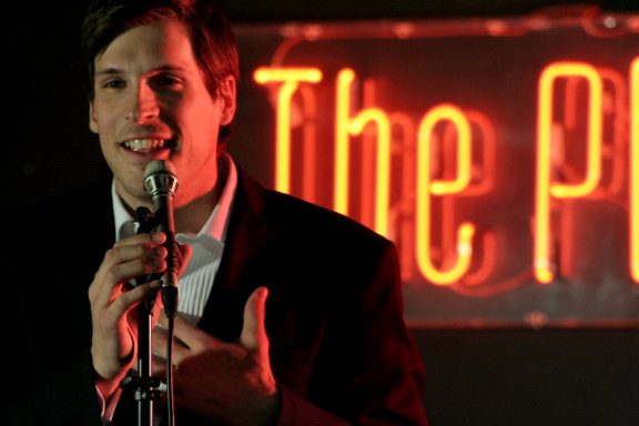 Фото - Джилз Алдерсон: 576x384 / 32 Кб