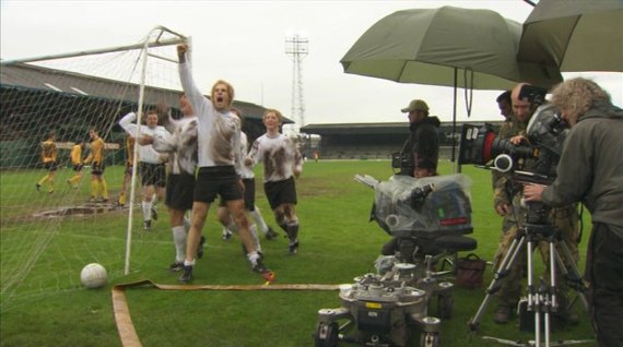 Фото - Джилз Алдерсон: 570x318 / 39 Кб