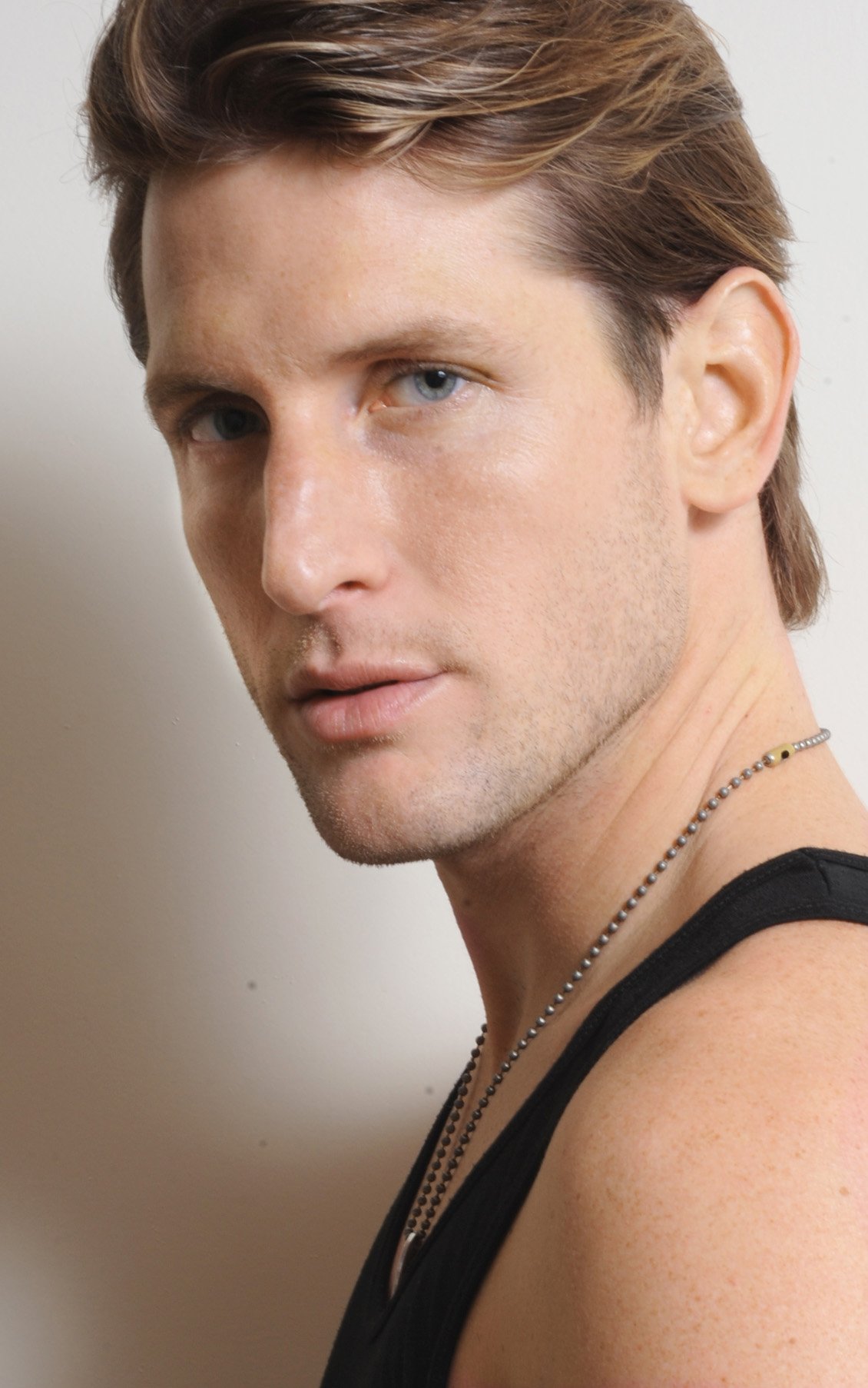 Фото - Byron de Marse: 1130x1805 / 227 Кб