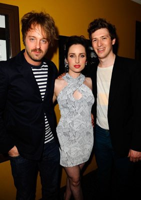 Фото - Зои Листер Джонс: 282x400 / 22 Кб