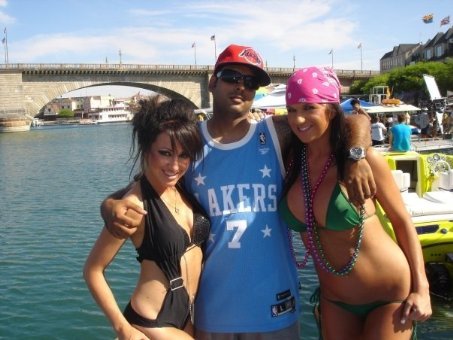 Фото - Деванни Пинн: 453x340 / 40 Кб