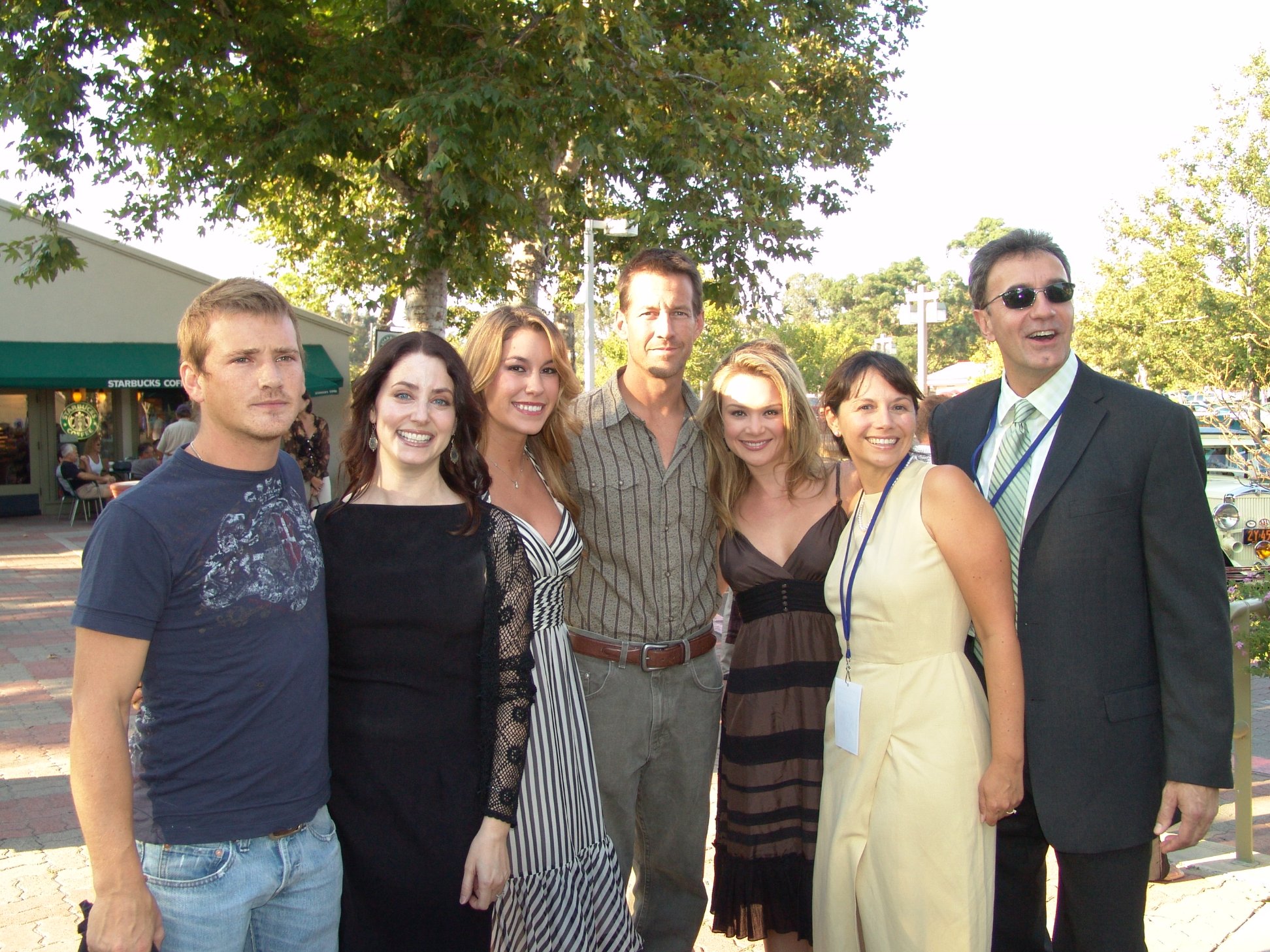 Фото - Elise Jackson: 1944x1458 / 594 Кб