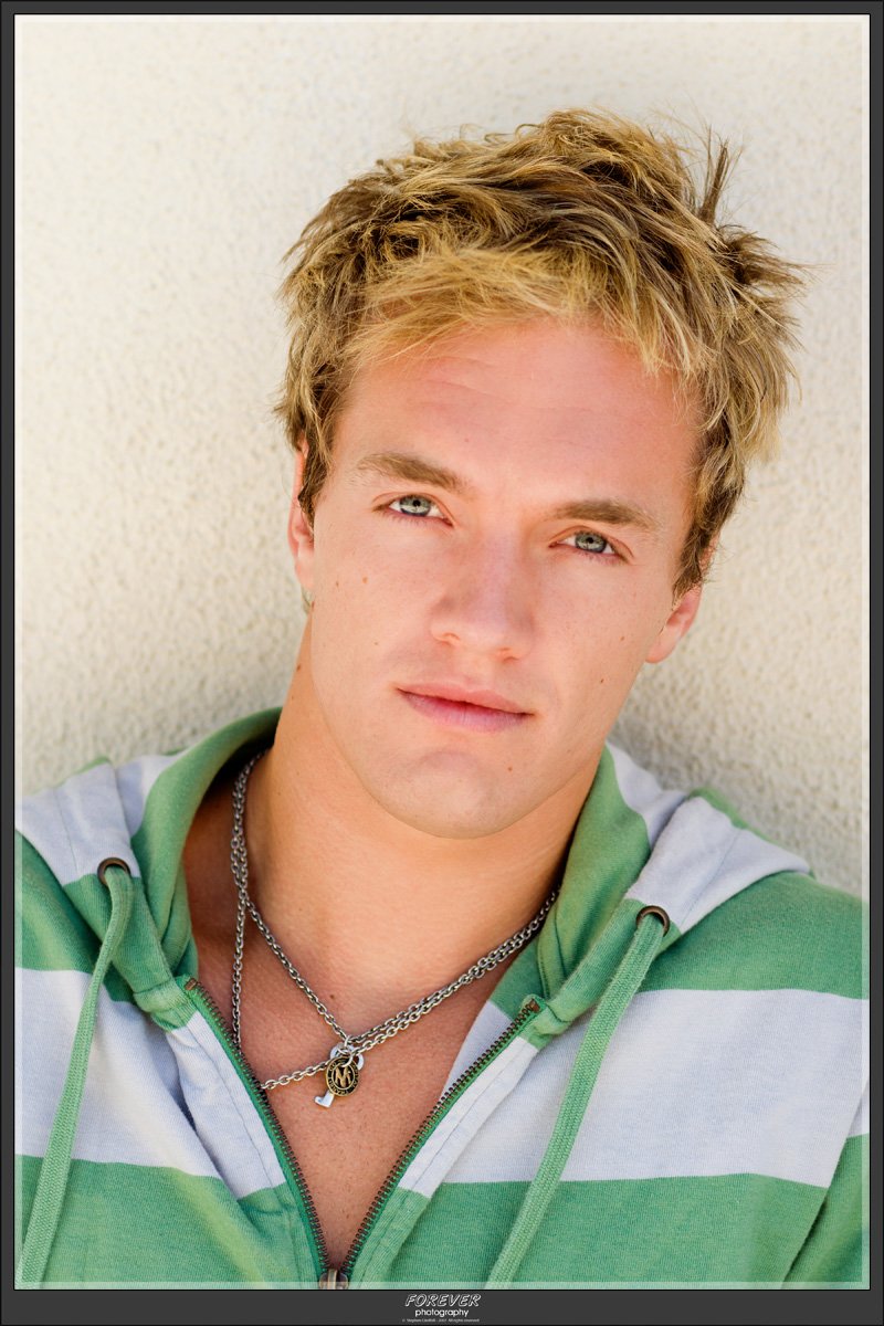 Фото - Крис Брюстер: 800x1200 / 174 Кб