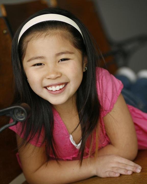 Фото - Эбигейл Чу: 576x720 / 49 Кб