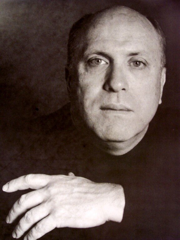 Фото - Lawrence P. Beron: 576x768 / 67 Кб