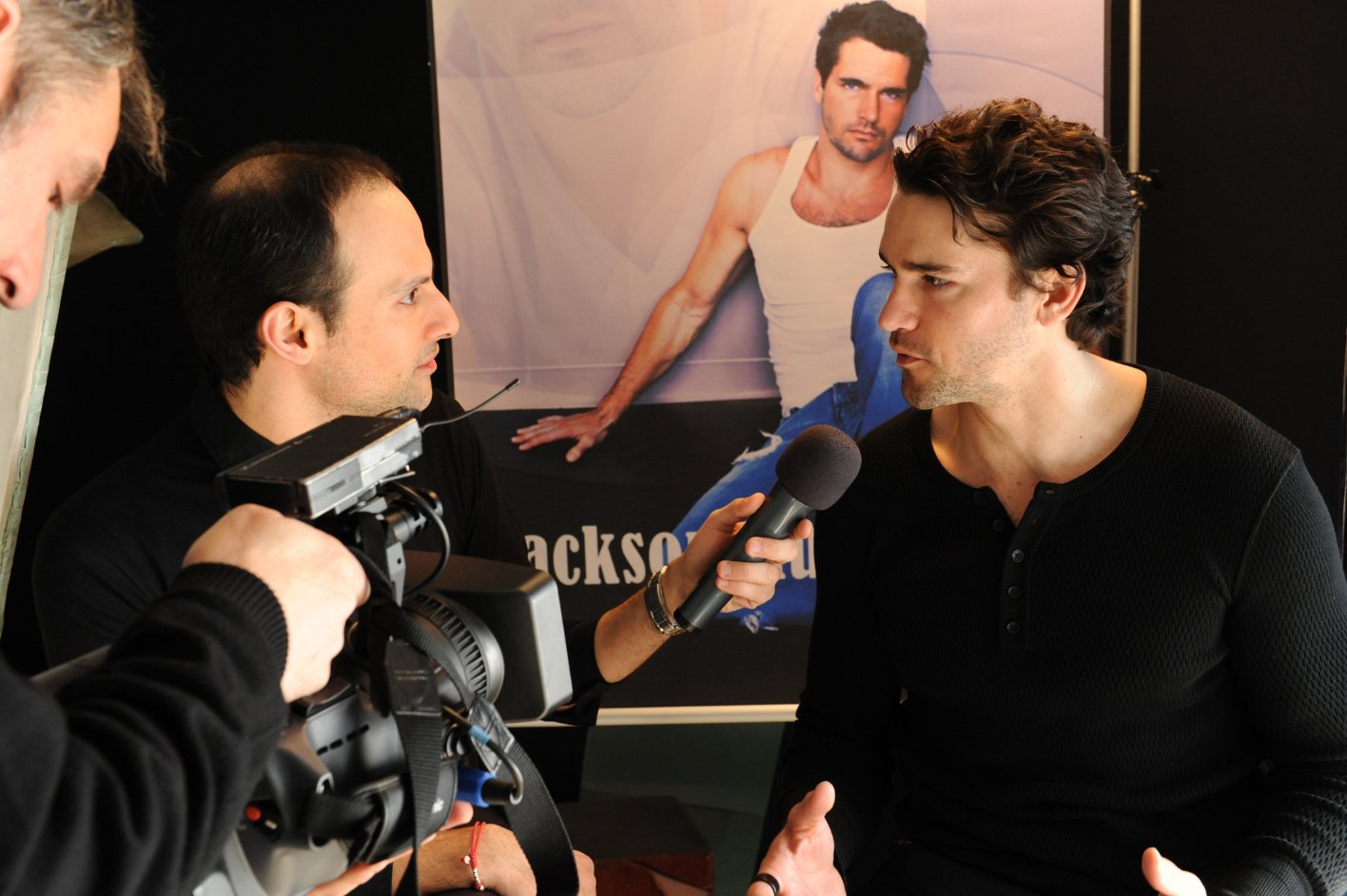 Фото - Джексон Херст: 1416x942 / 155 Кб