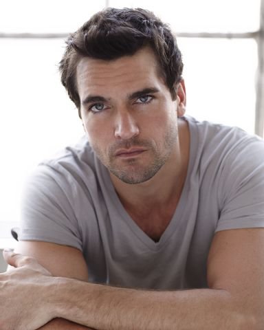 Фото - Джексон Херст: 384x480 / 24 Кб