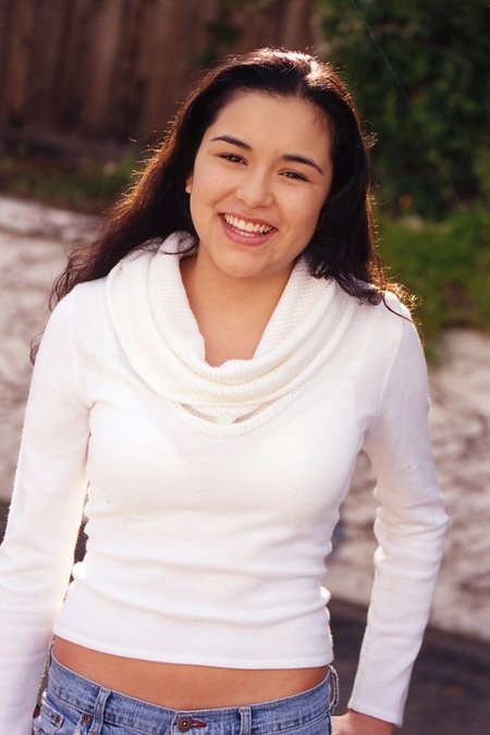 Фото - Эмили Риос: 450x675 / 47 Кб