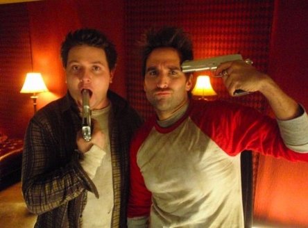 Фото - Майк Хаттон: 444x328 / 29 Кб