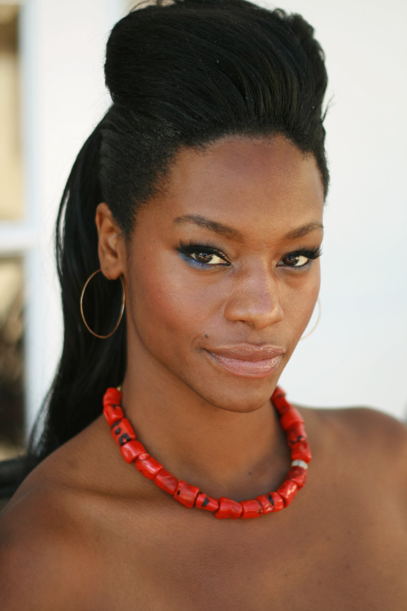 Фото - Суфе Брэдшоу: 1365x2048 / 230 Кб