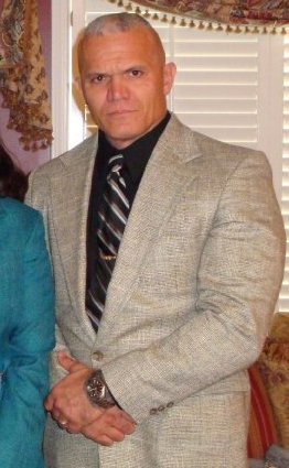 Фото - Timothy Douglas Perez: 262x425 / 30 Кб