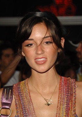 Фото - Caroline D'Amore: 281x400 / 26 Кб