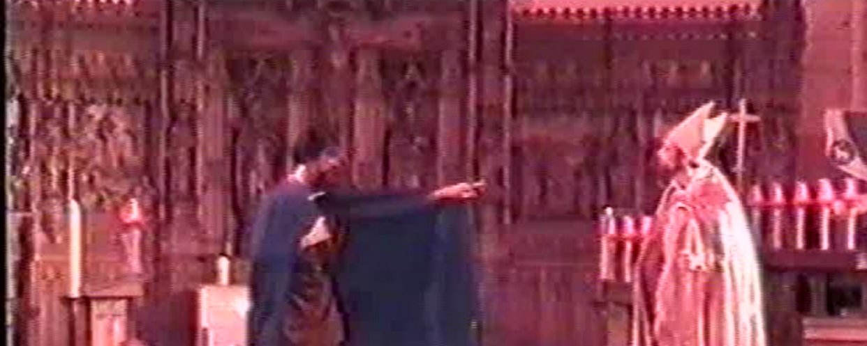 Фото - Stephen Armourae: 1242x497 / 88 Кб