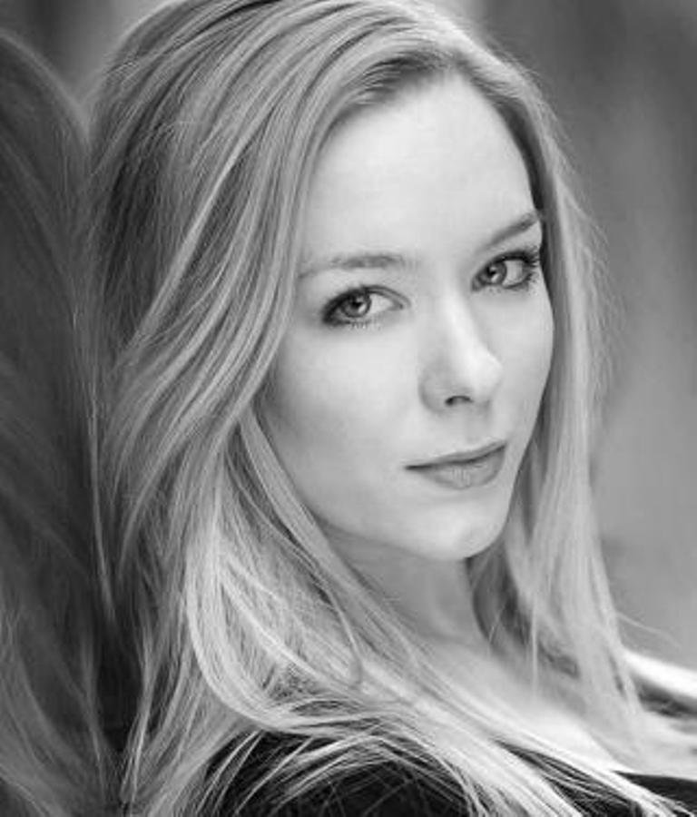 Фото - Stephen Armourae: 768x900 / 83 Кб