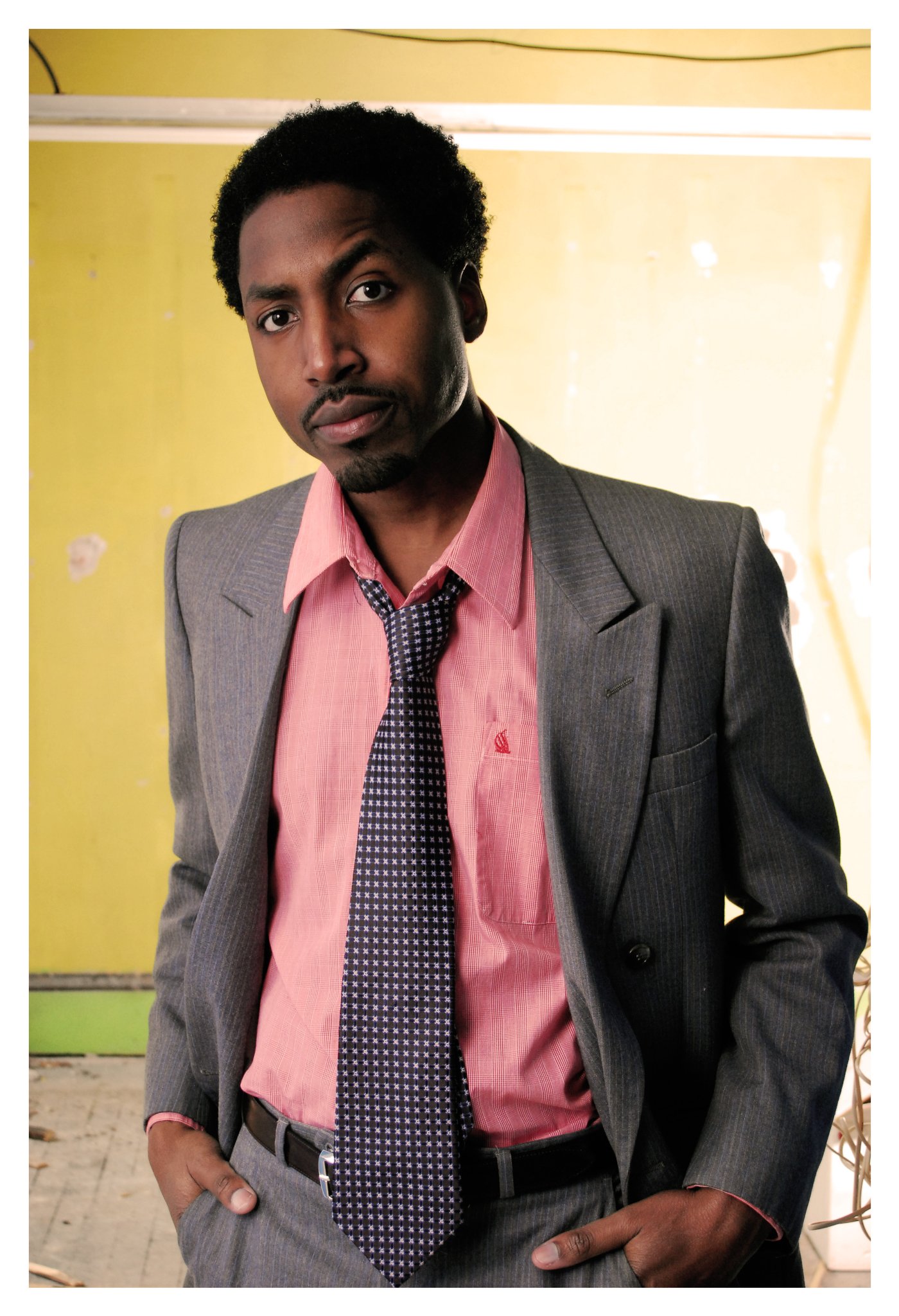 Фото - Tacuma Vanterpool: 1400x2048 / 396 Кб