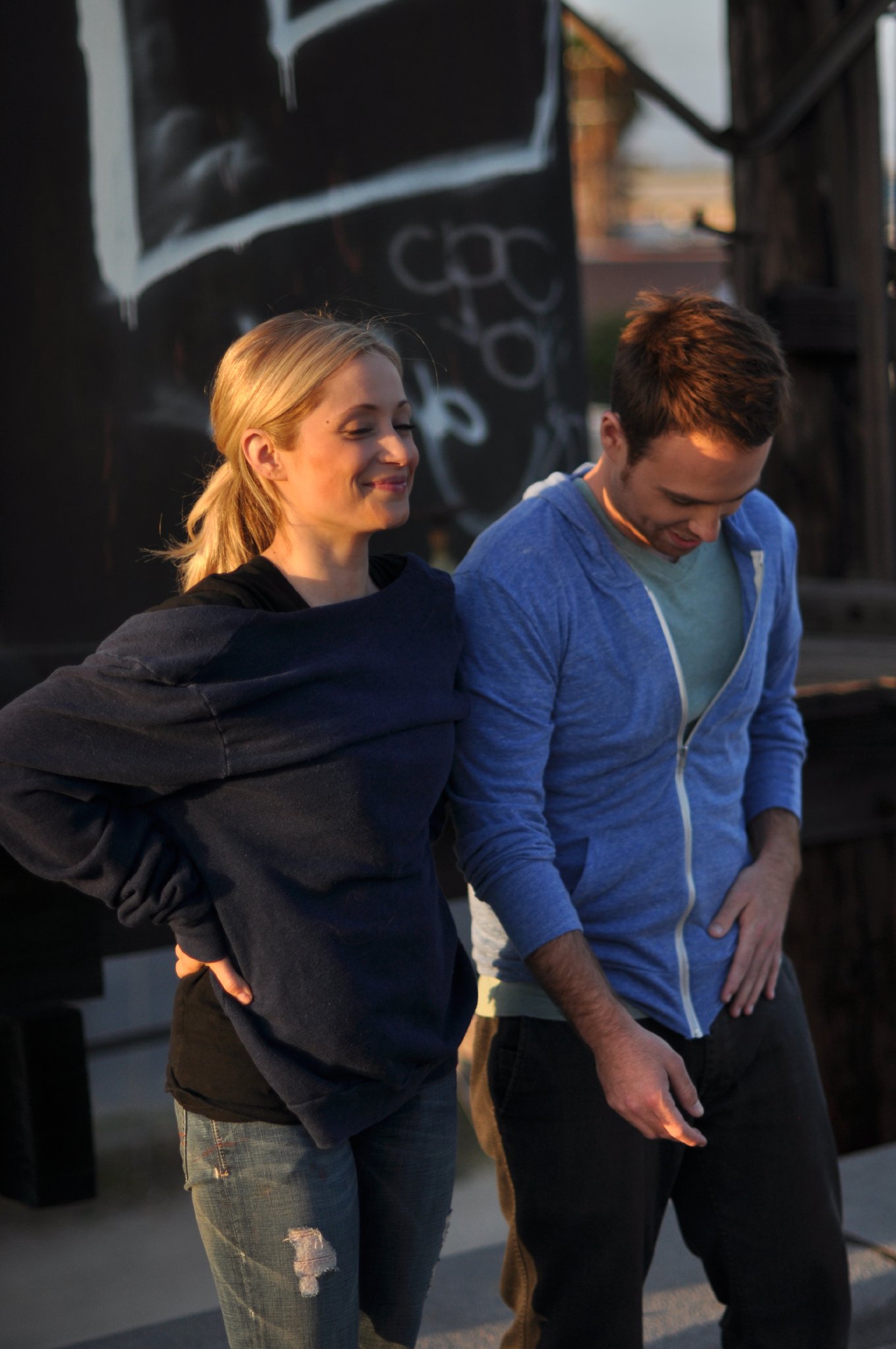 Фото - Jordon Hodges: 1360x2048 / 258 Кб