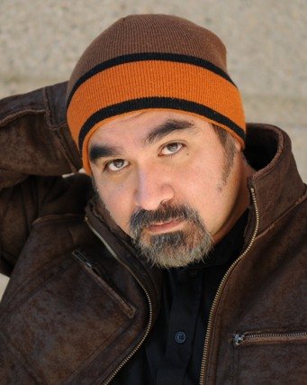 Фото - Рафаэль Эрнандес: 341x427 / 32 Кб