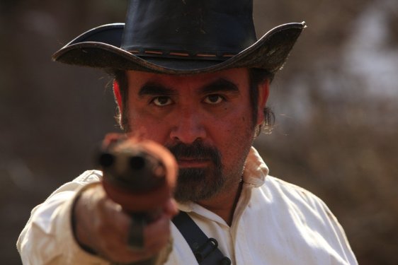 Фото - Рафаэль Эрнандес: 562x375 / 27 Кб