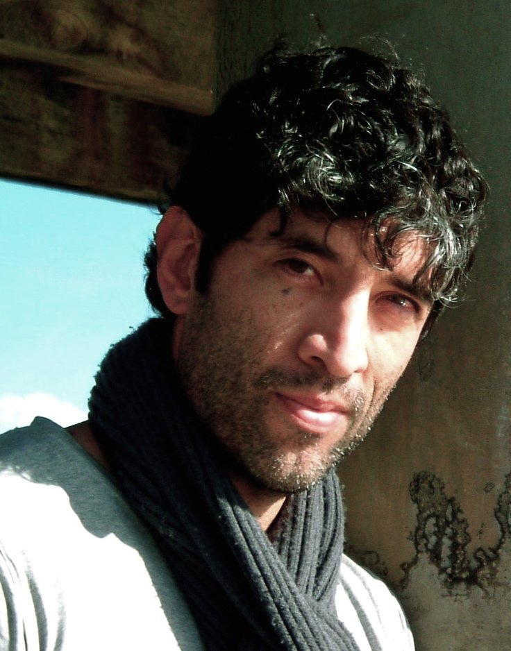 Фото - Christian Milano: 736x938 / 105 Кб