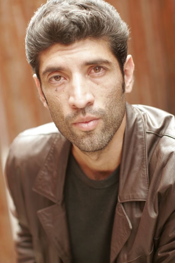 Фото - Christian Milano: 584x876 / 62 Кб