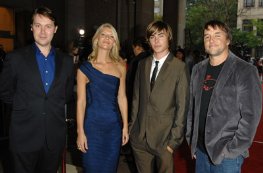 Фото - Кристиан МакКэй: 263x173 / 12 Кб