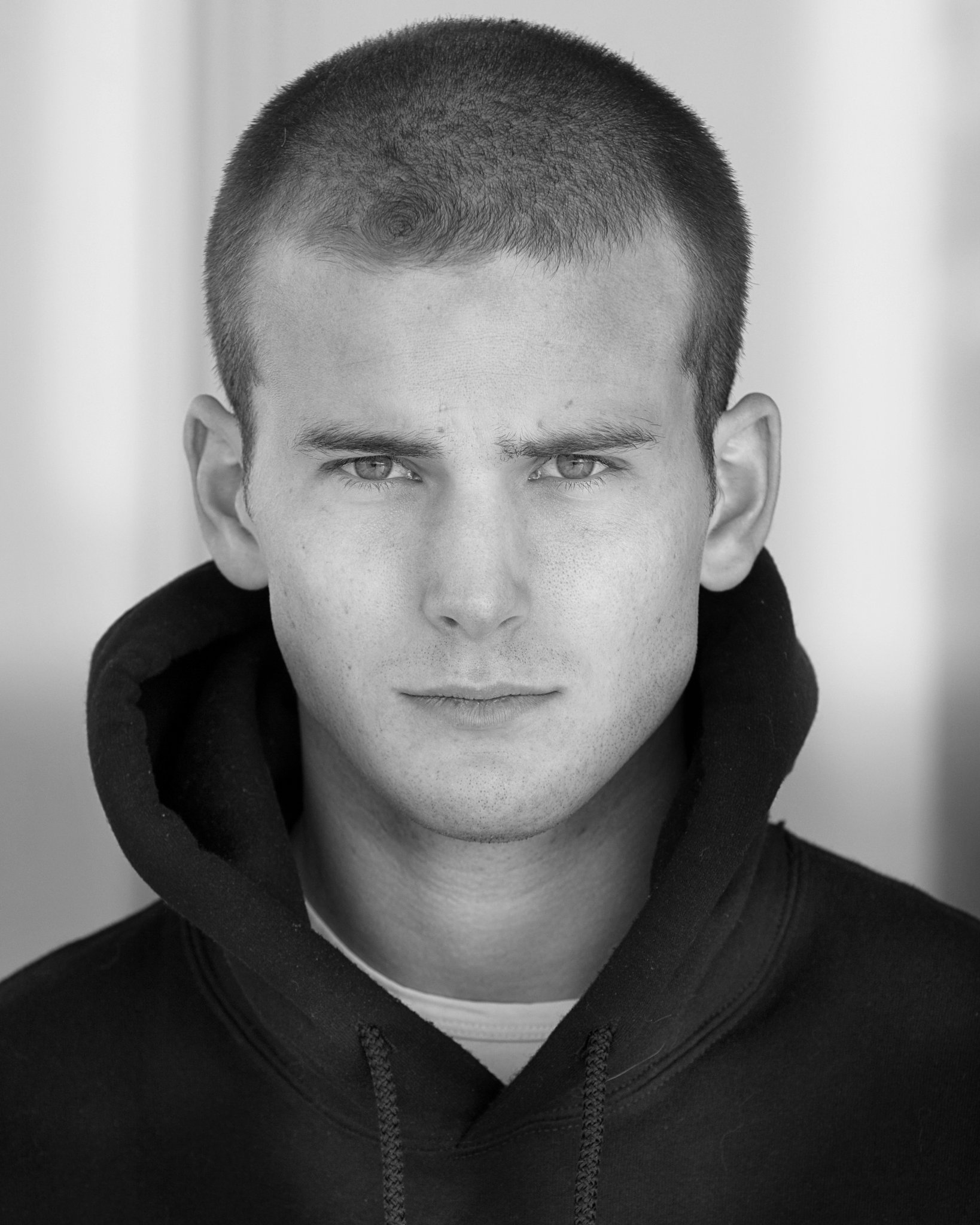 Фото - Джон Макларен: 1638x2048 / 366 Кб