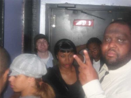 Фото - Darryl D. Moore: 450x338 / 22 Кб