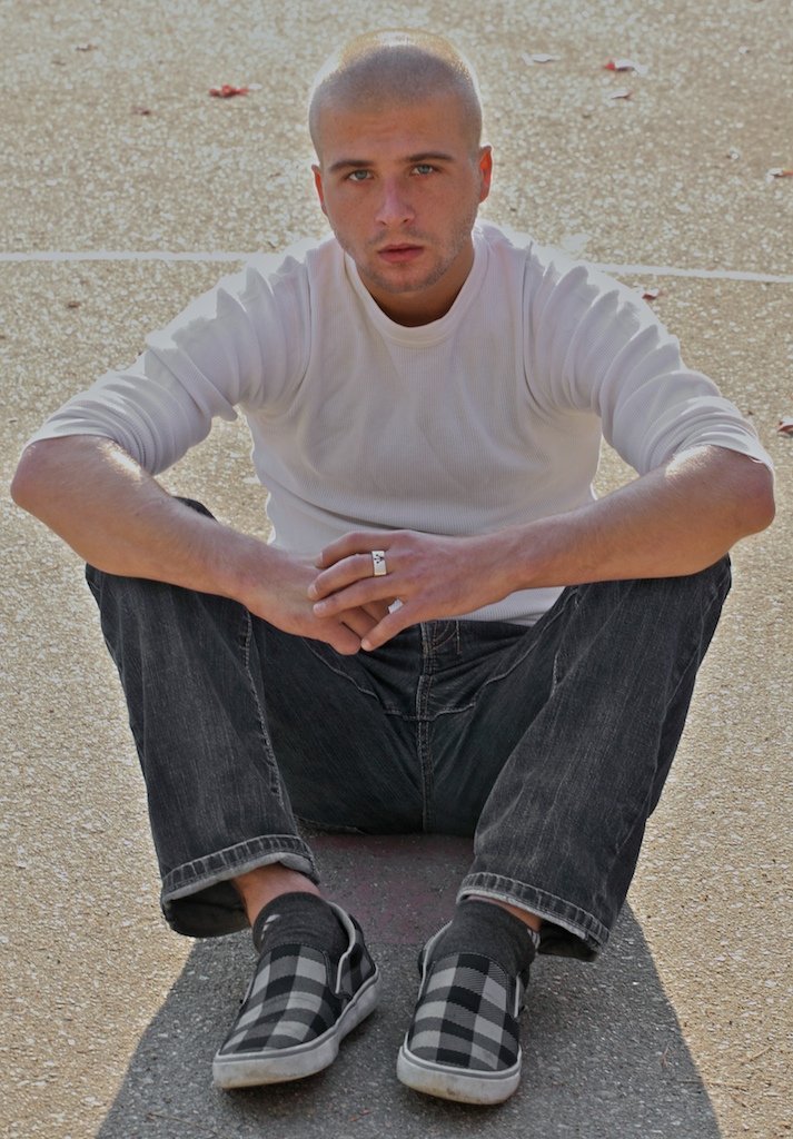 Фото - Tommy Kijas: 713x1024 / 159 Кб