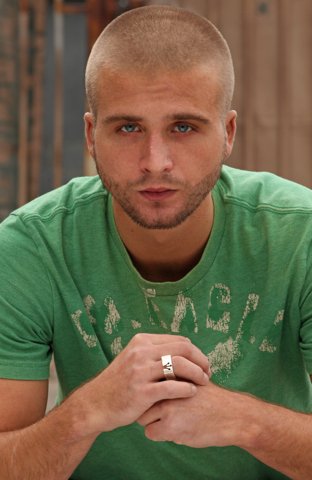 Фото - Tommy Kijas: 312x480 / 28 Кб