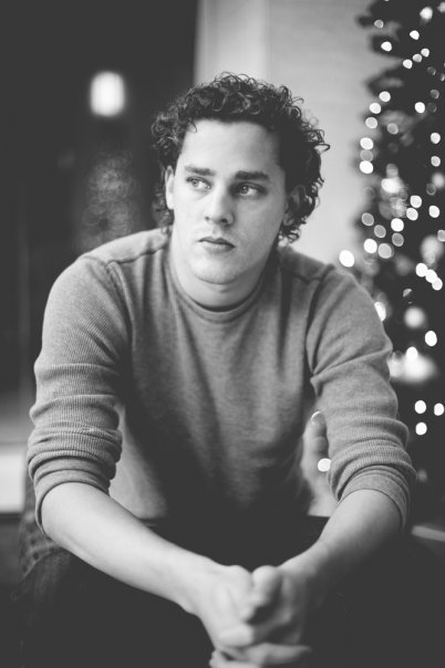 Фото - Spencer Greenwood: 402x604 / 35 Кб