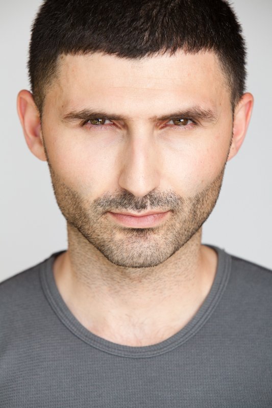 Фото - Naz Aslanian: 533x800 / 64 Кб