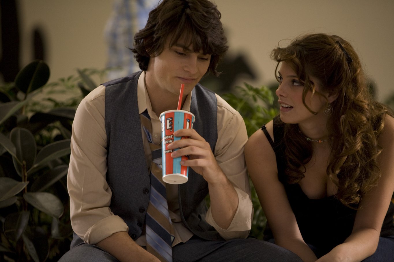 Фото - Шайло Фернандес: 1365x910 / 149 Кб