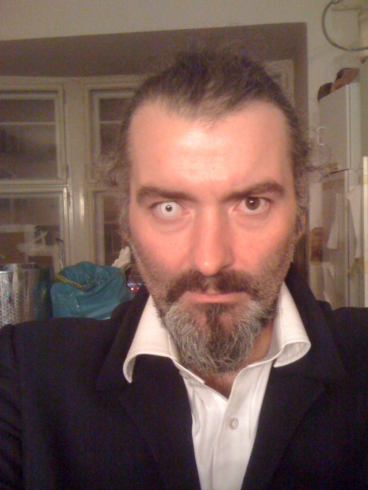 Фото - Стюарт Мур: 1200x1600 / 282 Кб