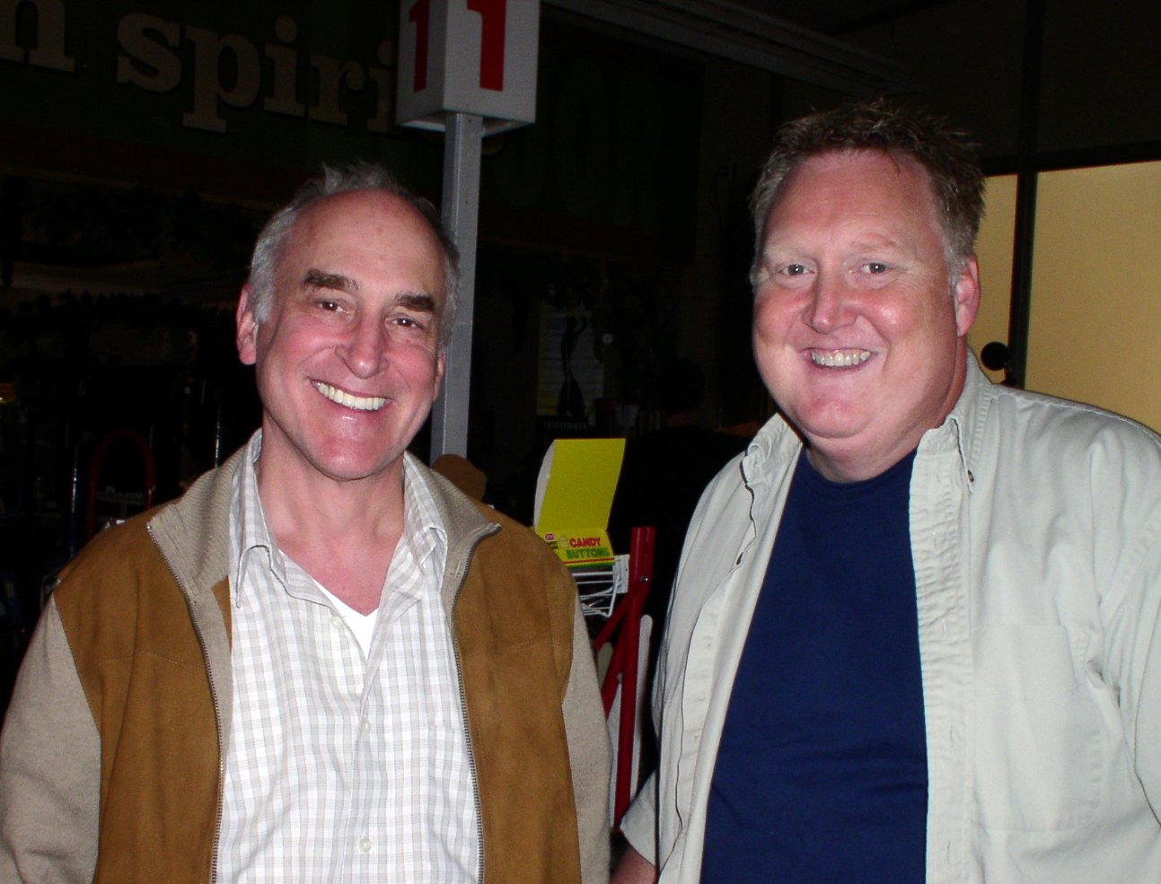 Фото - Mike Martindale: 1293x985 / 165 Кб