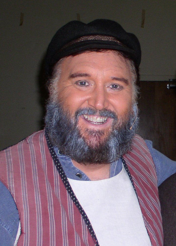 Фото - Mike Martindale: 721x1007 / 120 Кб