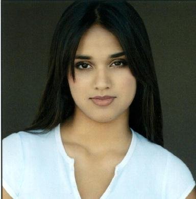 Фото - Саммер Бишил: 384x389 / 20 Кб