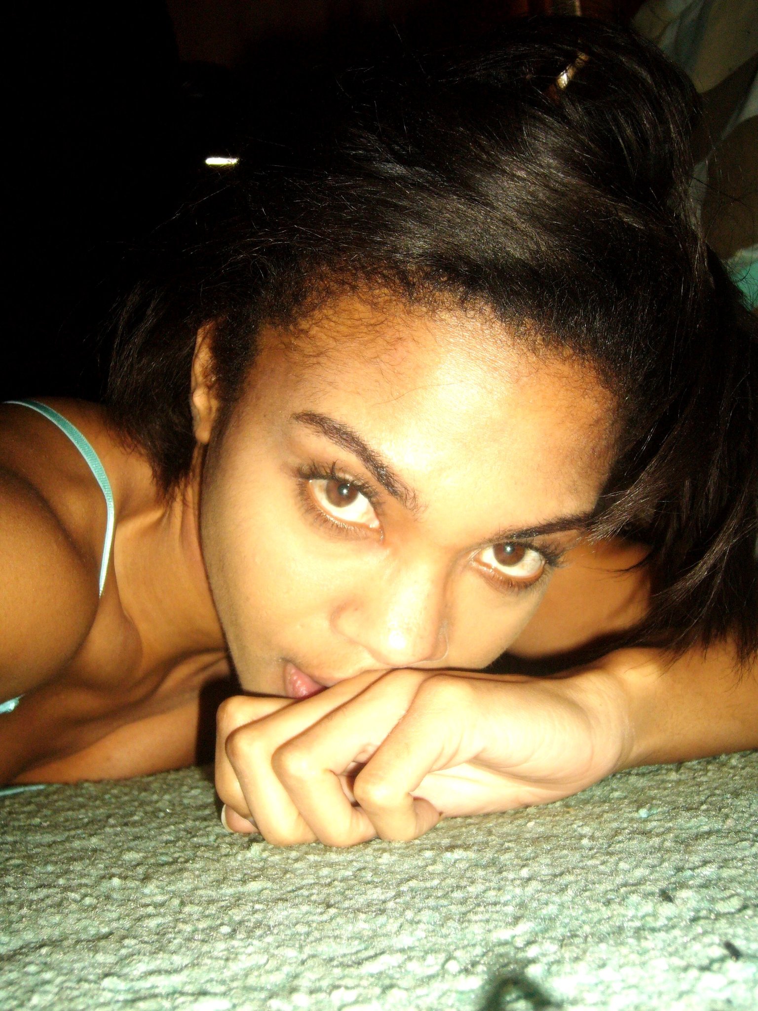 Фото - Сьюзетт Ганн: 1536x2048 / 591 Кб