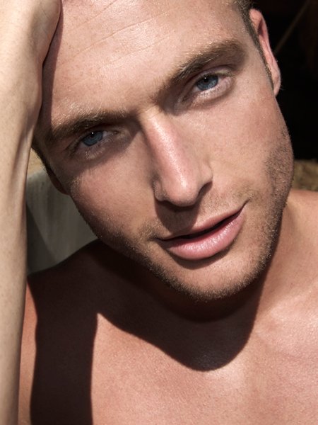 Фото - Zachary Chitwood: 450x600 / 46 Кб