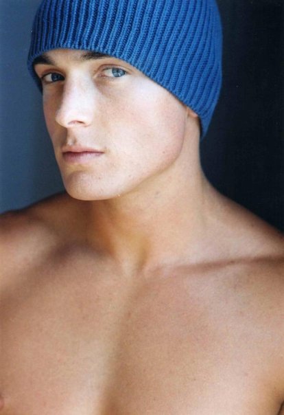 Фото - Zachary Chitwood: 414x604 / 36 Кб