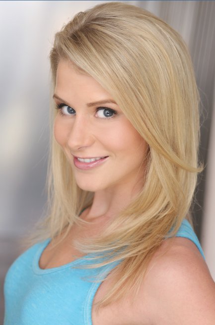 Фото - Christina Blevins: 433x656 / 42 Кб