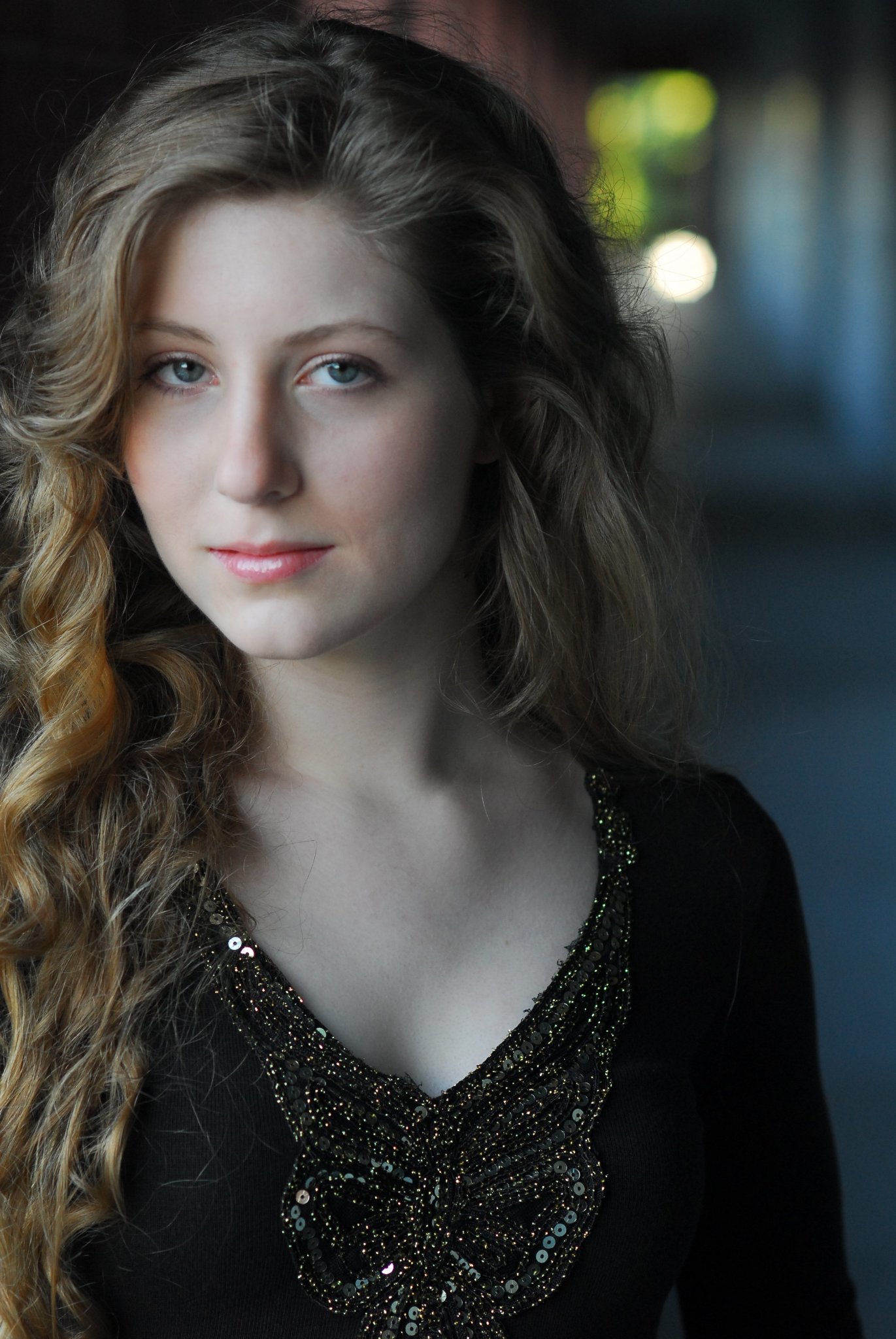 Фото - Katrina Baker: 1371x2048 / 378 Кб