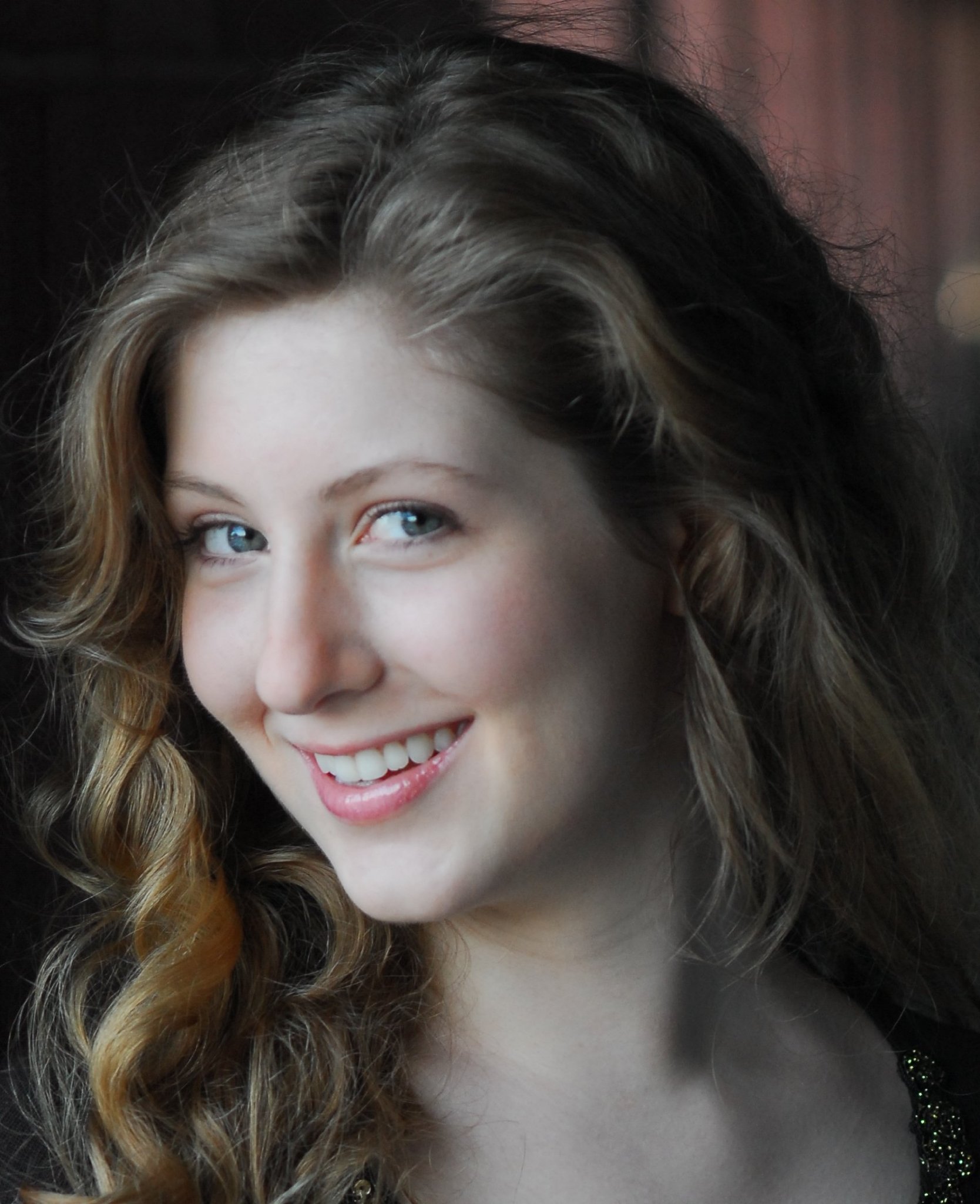 Фото - Katrina Baker: 1668x2048 / 345 Кб