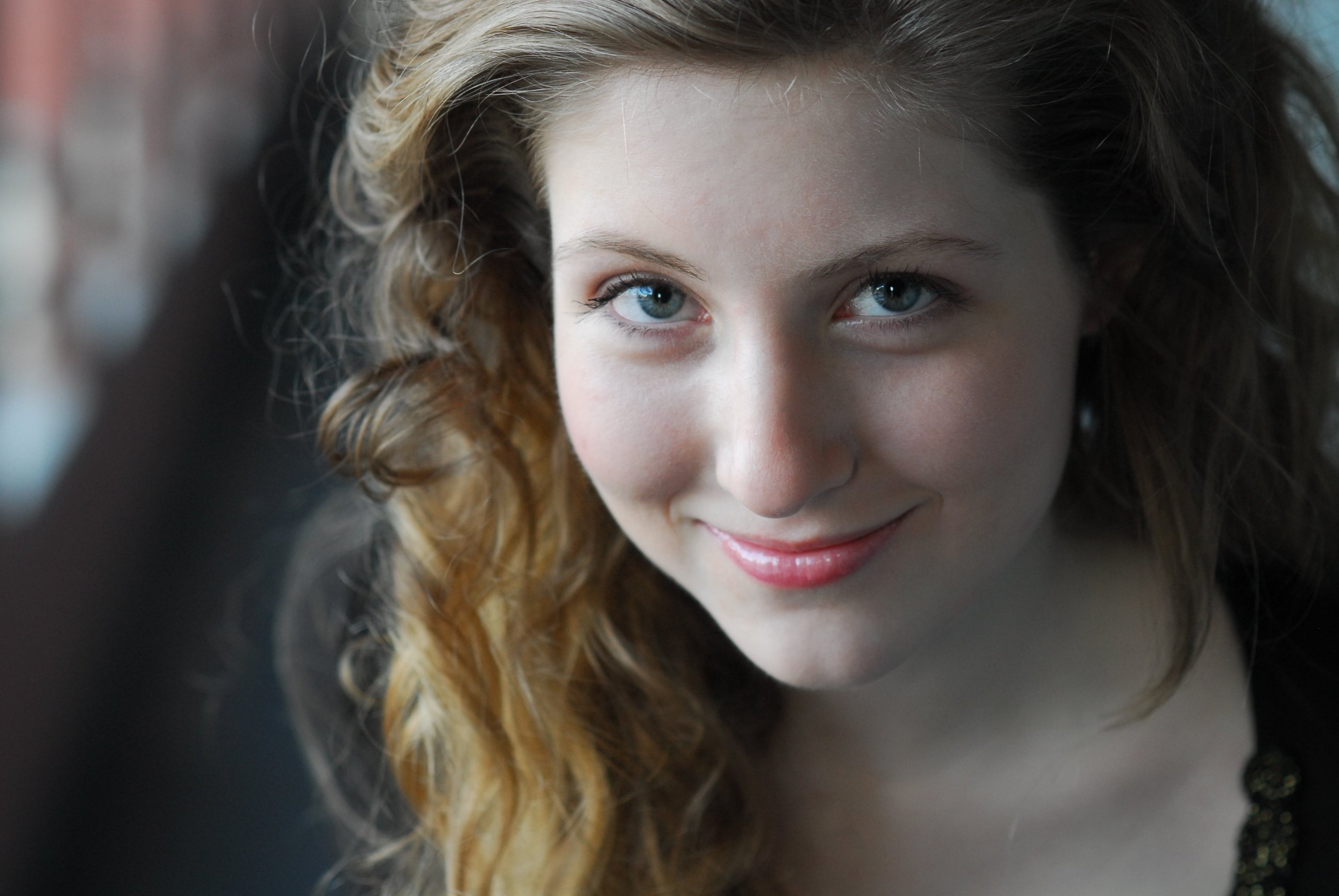 Фото - Katrina Baker: 2592x1735 / 381 Кб