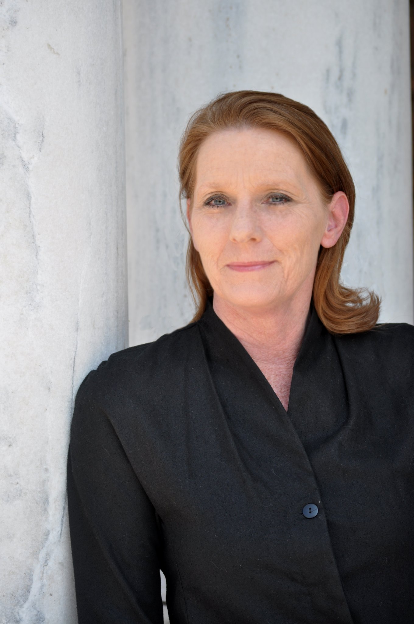 Фото - Marguerite Hibbets: 1360x2048 / 287 Кб