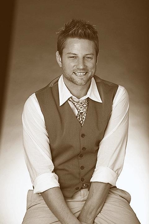 Фото - Scott Forrester: 480x720 / 51 Кб