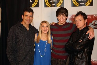 Фото - Чандлер Дэрби: 403x269 / 25 Кб