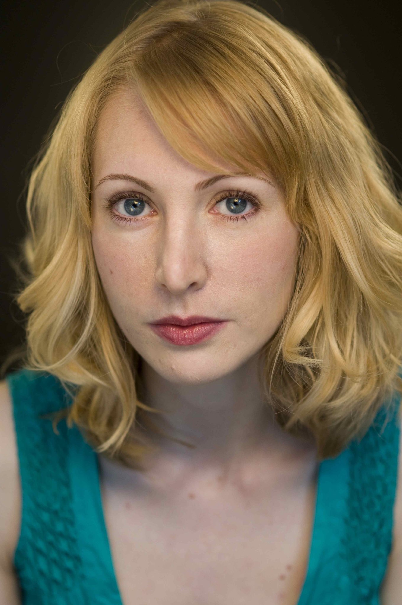 Фото - Кэролайн Болтон: 1360x2048 / 313 Кб