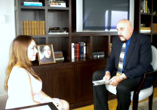 Фото - James Pusztay: 523x366 / 37 Кб