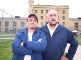 Фото - James Pusztay: 262x196 / 13 Кб